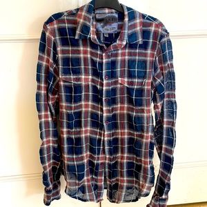 THE SHIRT - cozy flannel button down